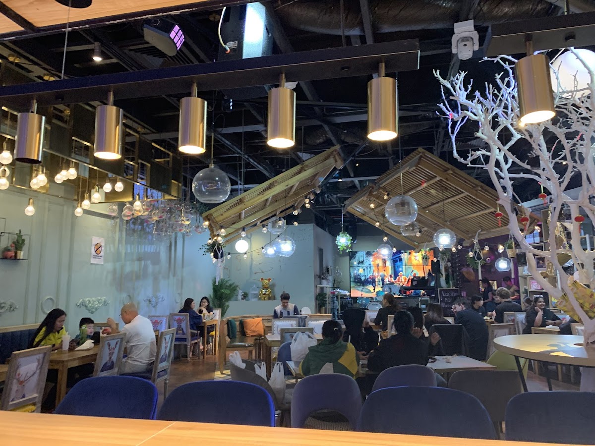 Hangout Thai Street Food