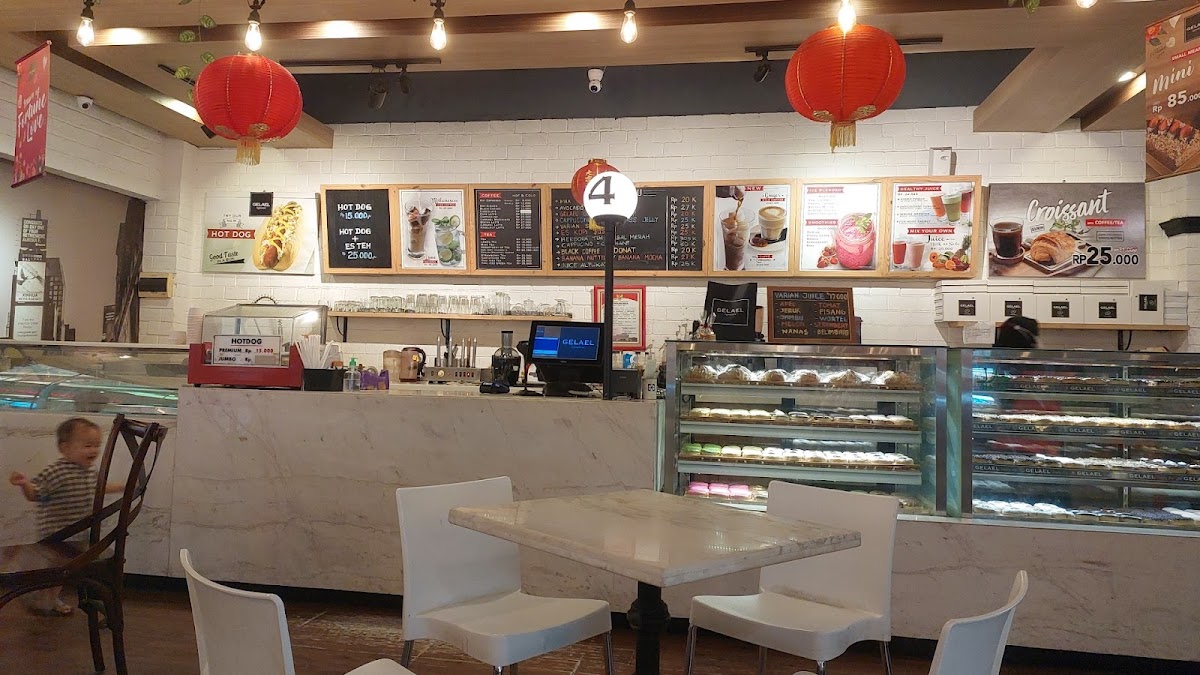 Cafe Gelael Citraland - Photo 2