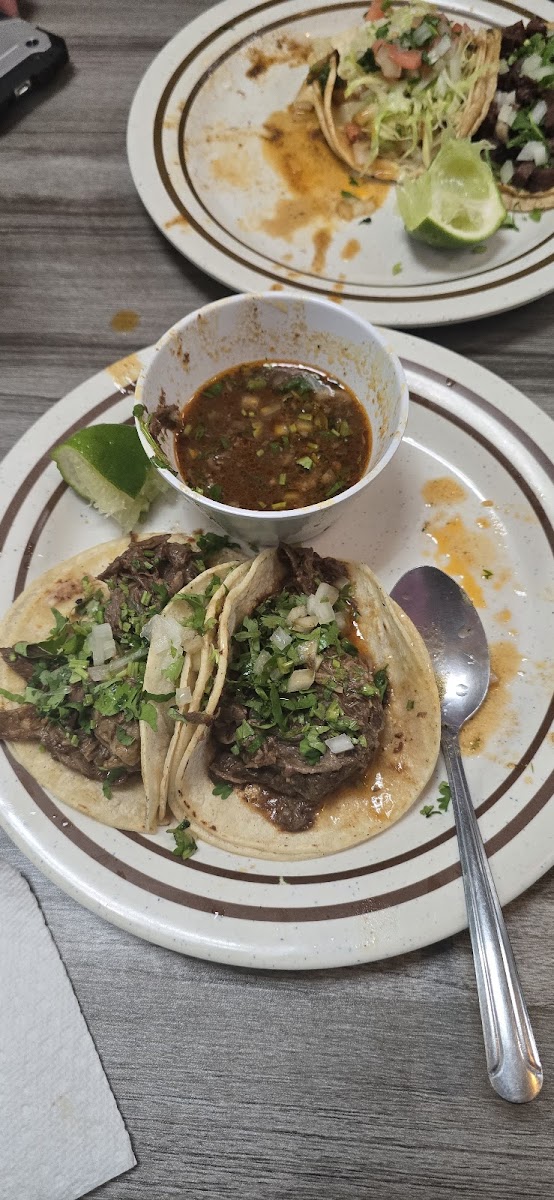 Taquería la loteria - Photo 4