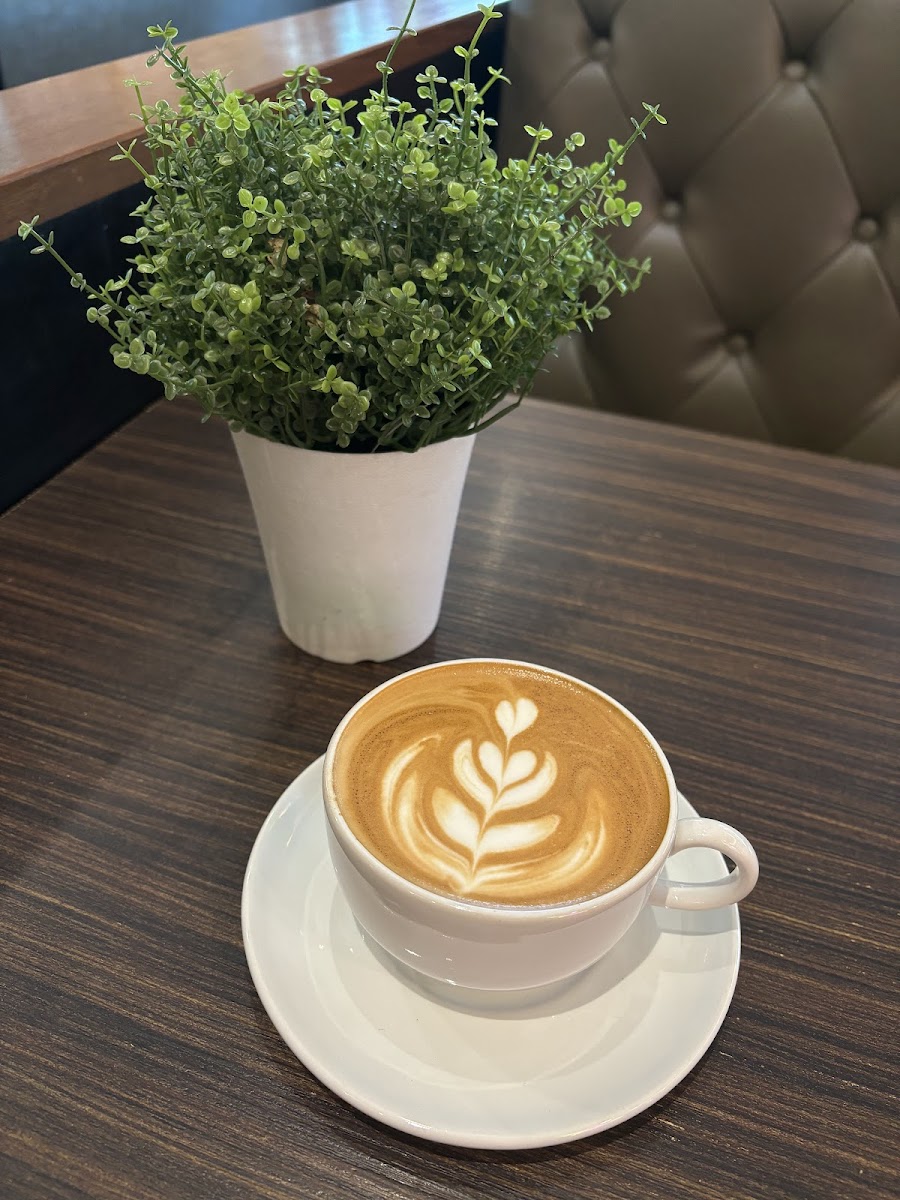 MEJA Cafe Sutera Utama - Photo 3