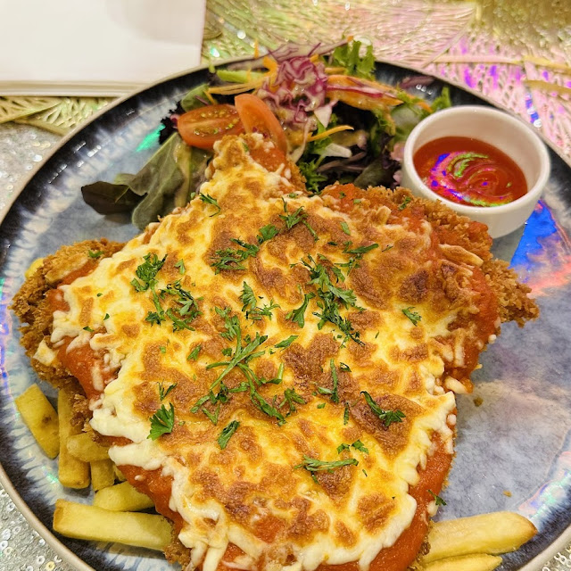Chicken Parmigiana