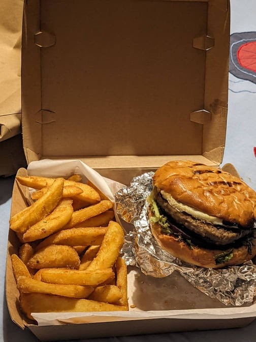 Harding's Burger Joint Brunswick - Photo 2