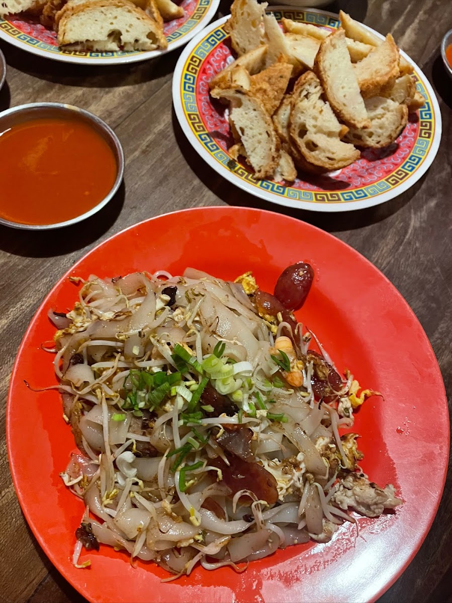 Fu Shou Noodle Club - Photo 5