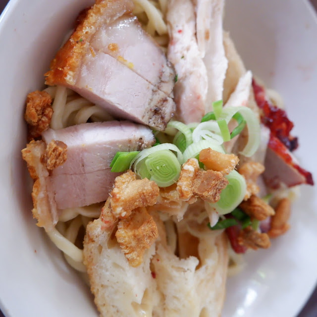 Bakmi Karet Komplit