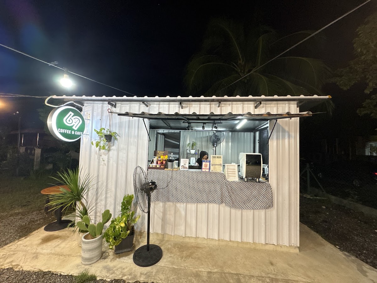 69 Coffee & Cafe - Photo 3