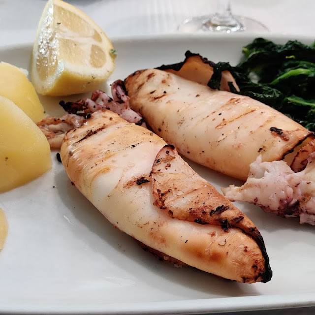 Polvo Grelhado Á Lagareiro C Batata A Murro E Grelos
