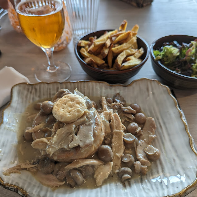 Bouchée À la Reine