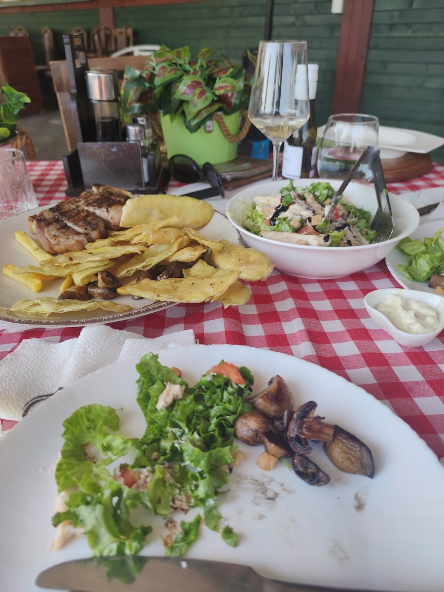 Kamin Kama - Photo 9