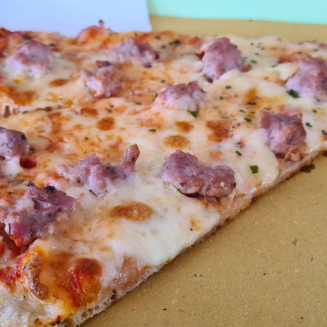 Pizza Con Salsiccia