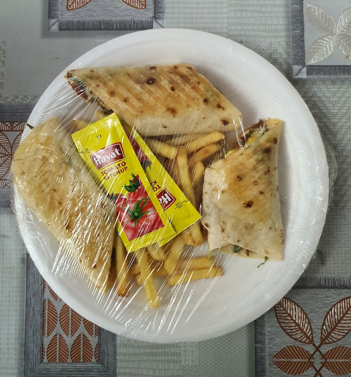 Light Food Cafeteria & Restaurant - Photo 3