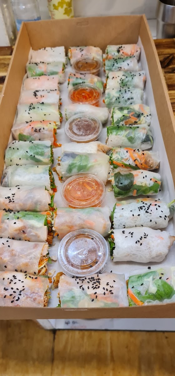 The Reef coffee & sushi bar - Photo 6