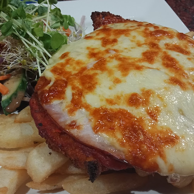 Chicken Parmigiana