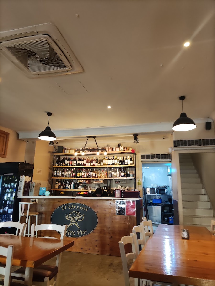 D'Orsini Gastro-Pub - Photo 2