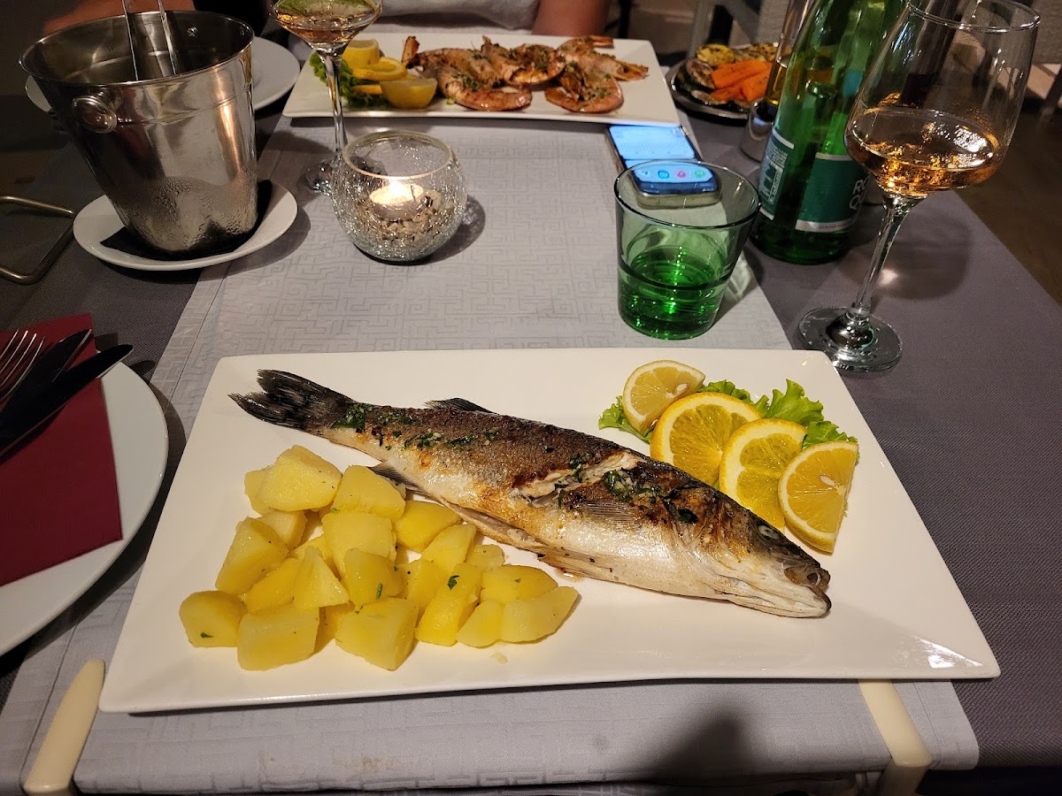 Restaurant MANORA - Photo 2
