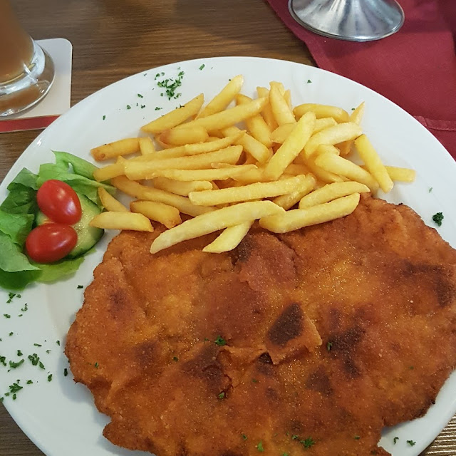 Schnitzel M Pommes