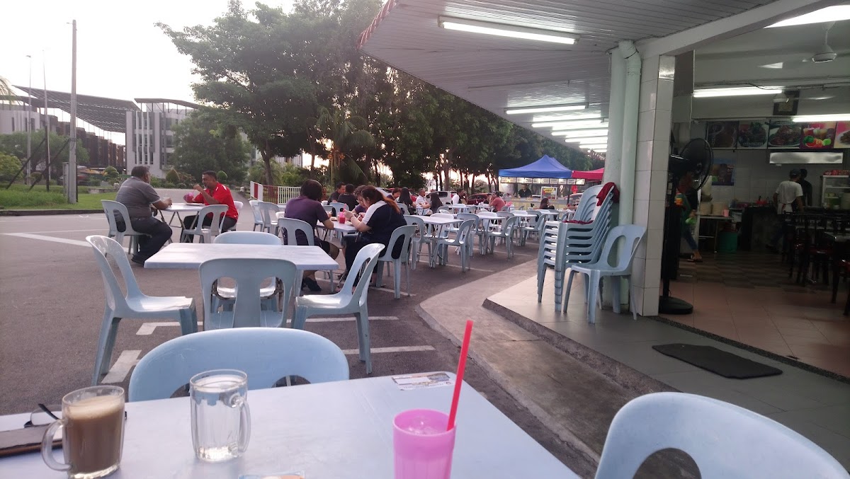 Restaurant Sri Tasik Utama - Photo 9