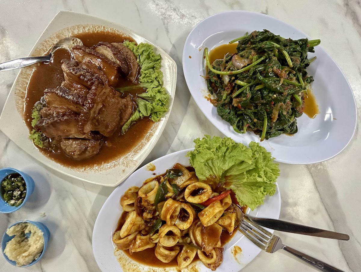 Eat Time Restaurant 食为軒 - Photo 2