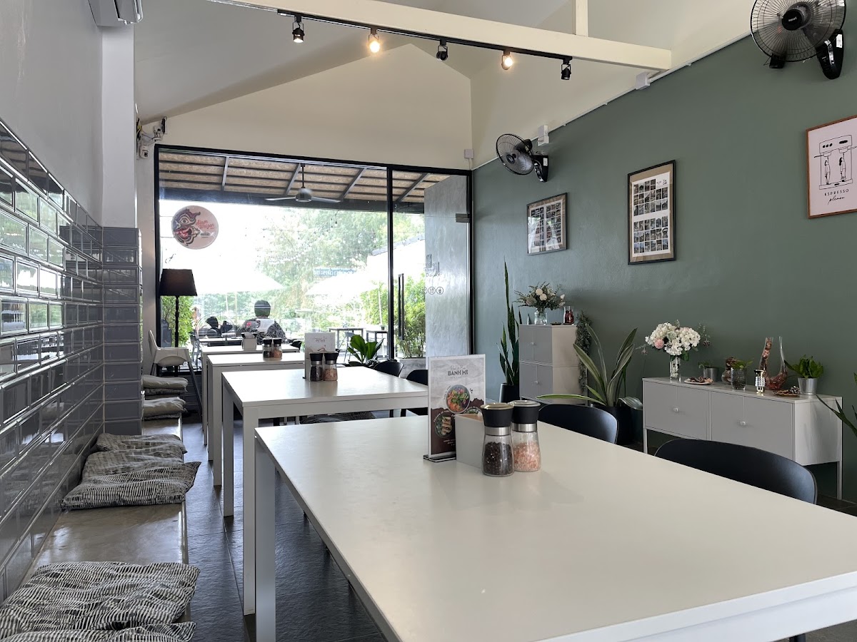 PakChee Koh Lanta Breakfast & Brunch
