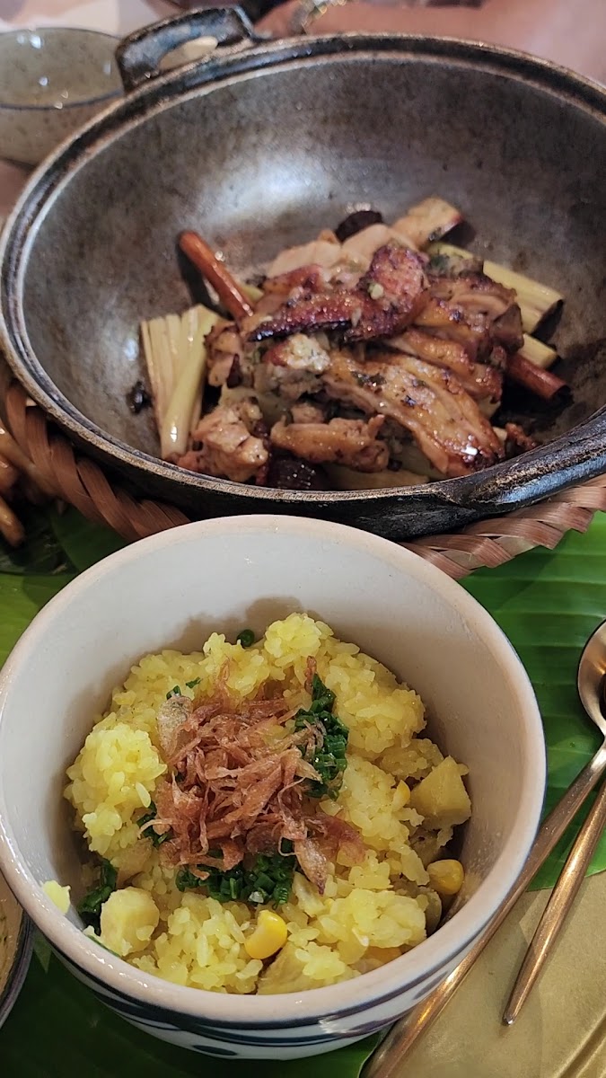 Maii Bistro - Photo 1