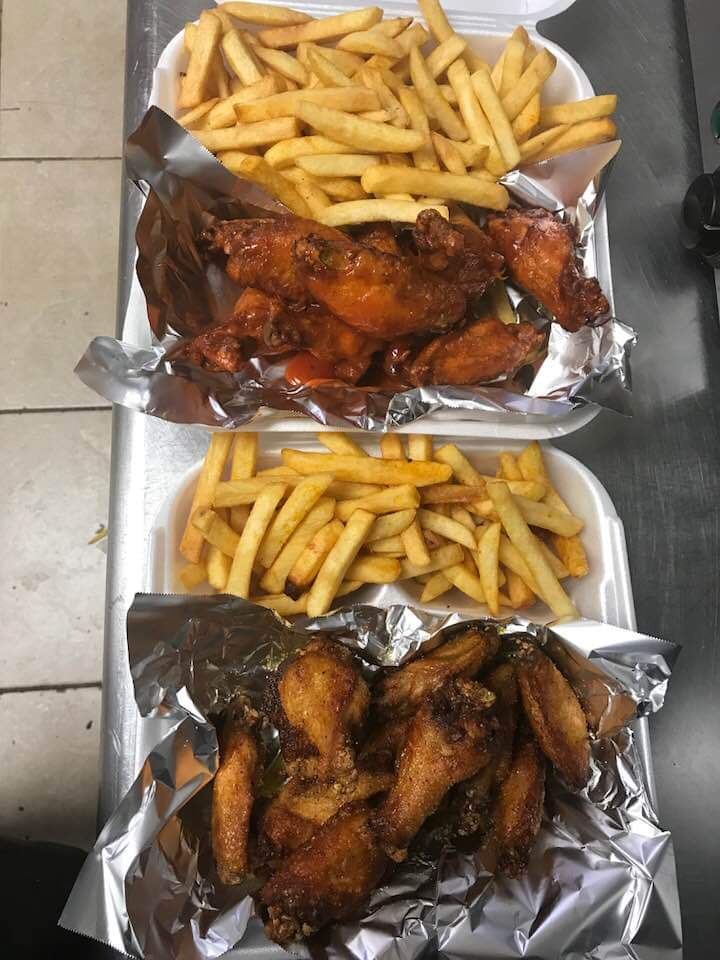 438 Wings & Grill - Photo 1