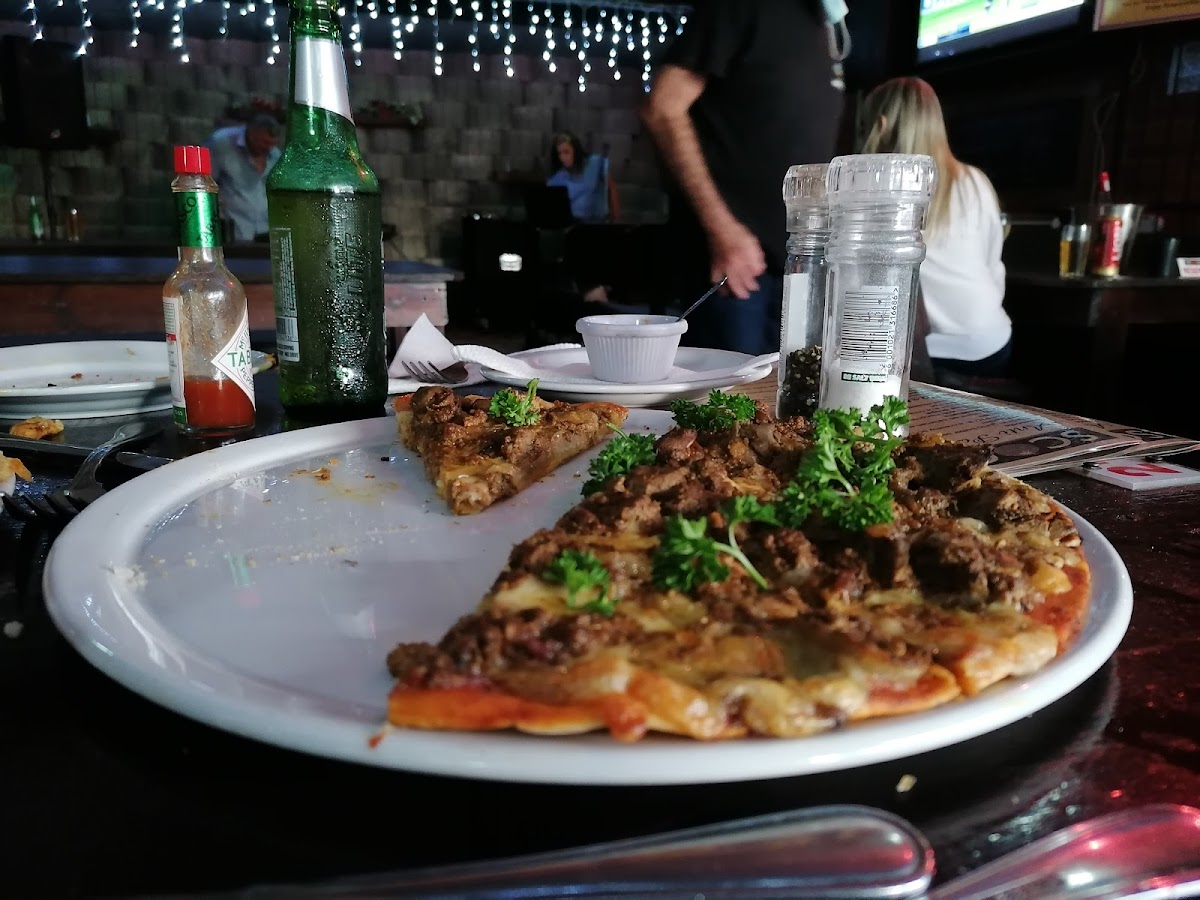 Franki Bananaz Hayfields inc. Scoozi's Pizza - Photo 5