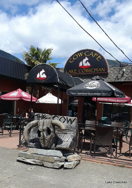 The Cow Restaurant - Photo 3
