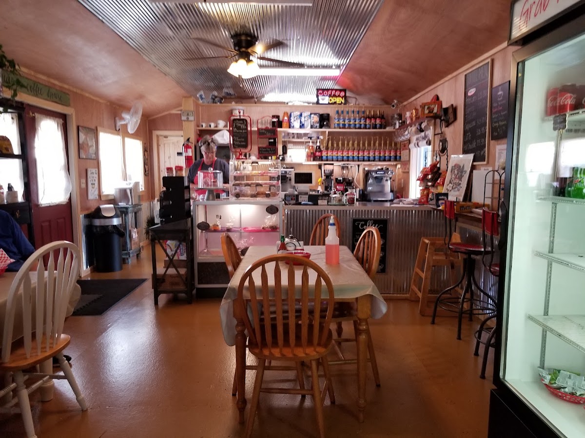 Lagniappe Coffee House - Photo 3