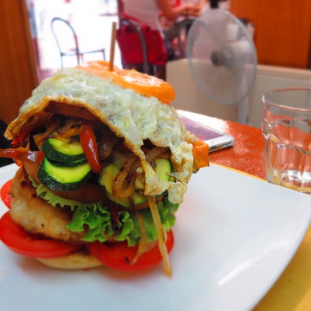 Puppa Burger