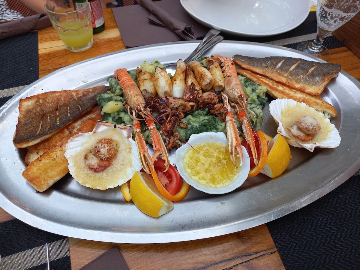 Lama Taverna - Photo 3