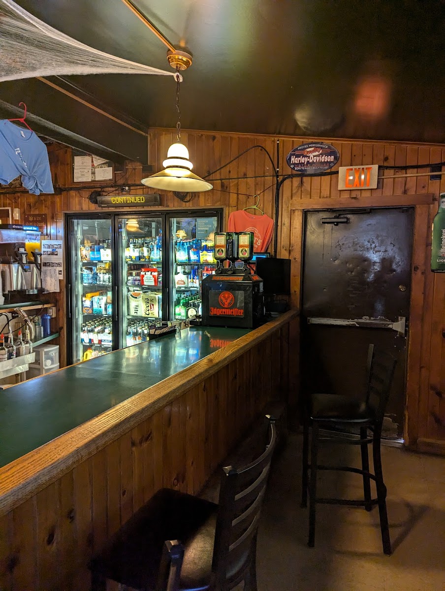 Greenwood Tavern - Photo 6