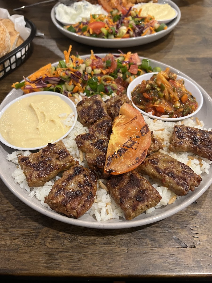 IKILI TURKISH KITCHEN - Photo 2