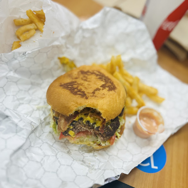 Bacon Cheeseburger with Fries
