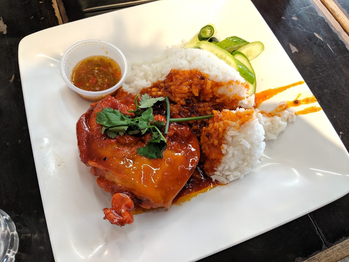 Patonggo Cafe - Photo 6
