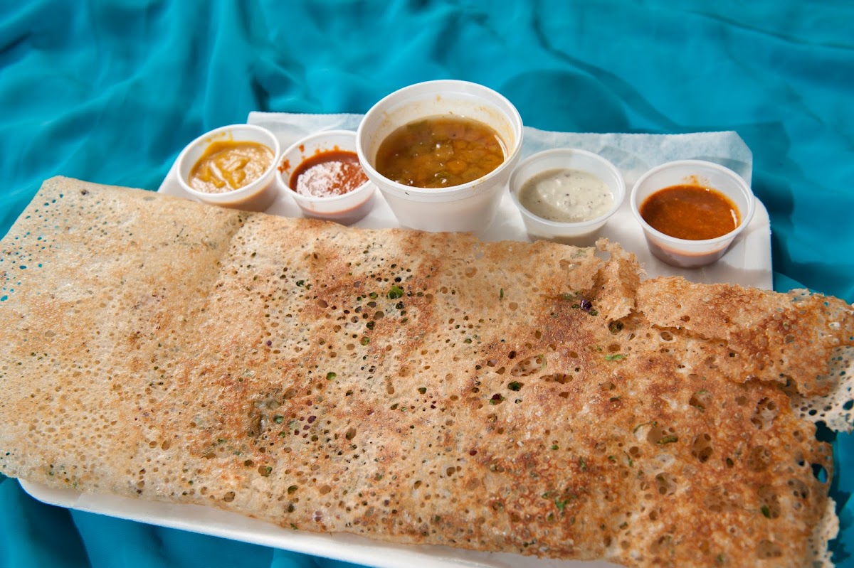 TAJ CHAAT HOUSE - Photo 3