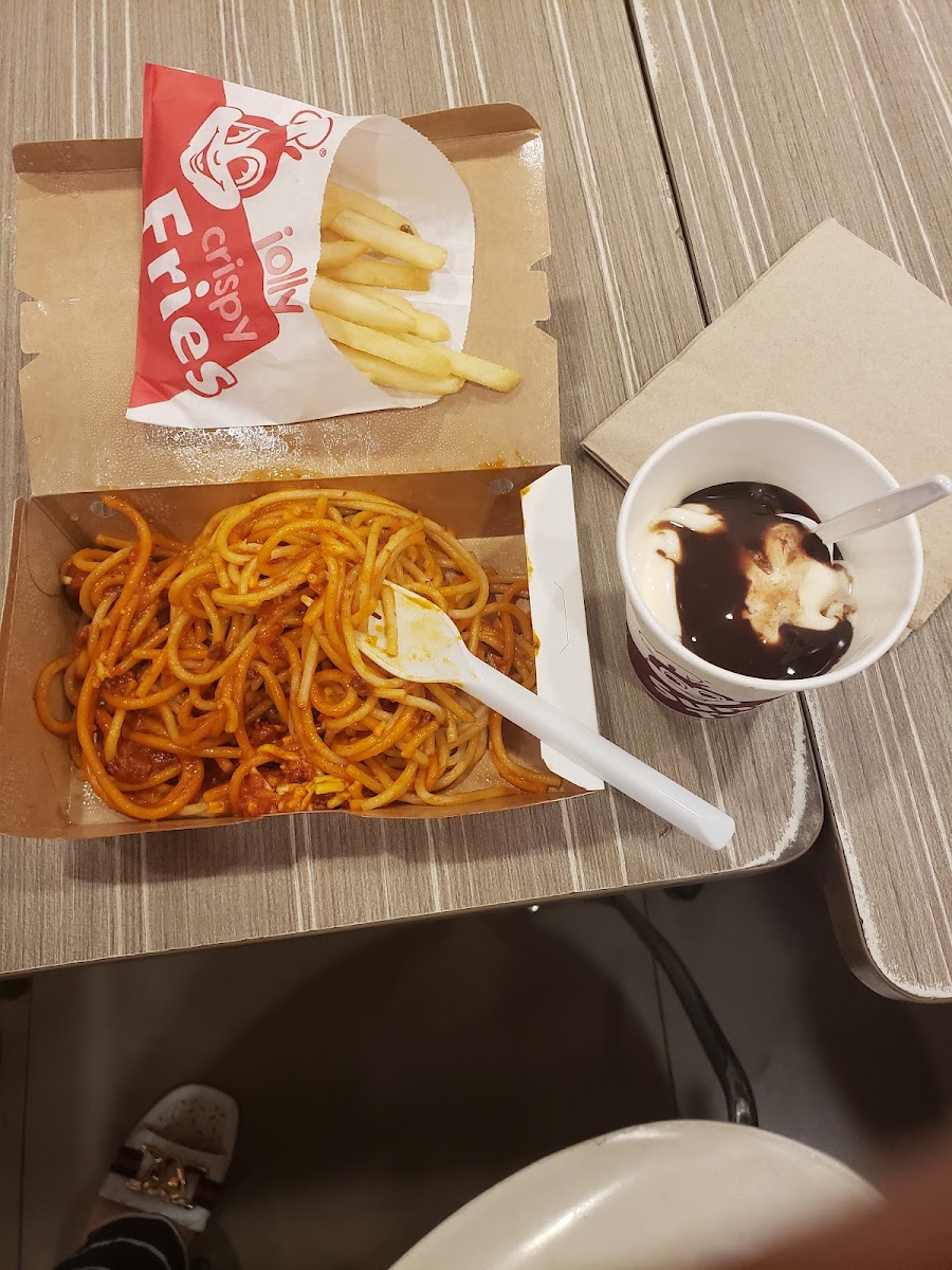 Jollibee Lacson - Photo 6