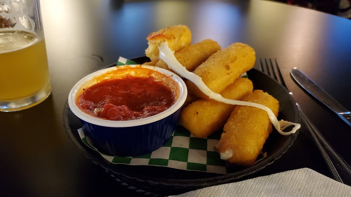 Hooch's Sports Bar & Grill Pizzeria
