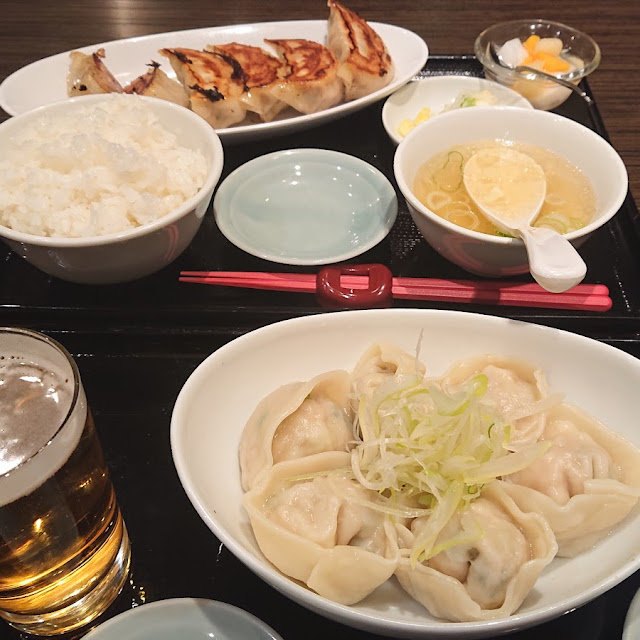 焼き餃子セットと水餃子
