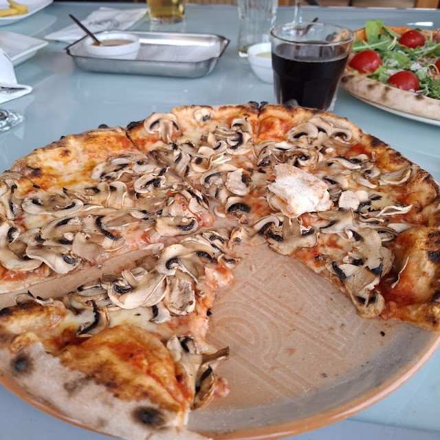 Pizza Funghi