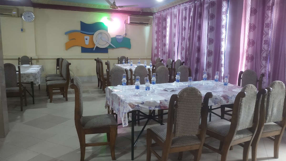 Party Point Thai and Chinese Restaurant - Photo 5
