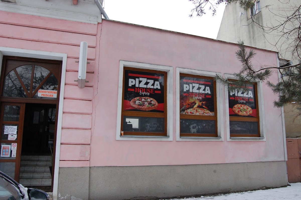 Pizza Houśe Express Vráble