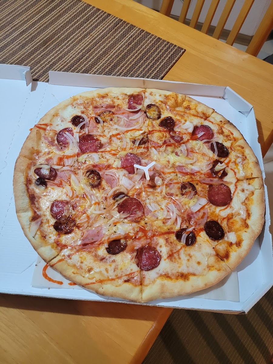 Pizza Houśe Express Vráble - Photo 2