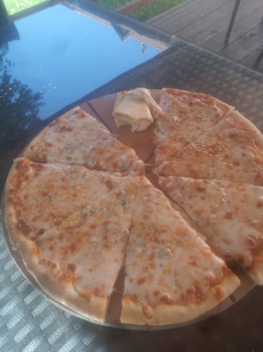 Pizza Houśe Express Vráble - Photo 5