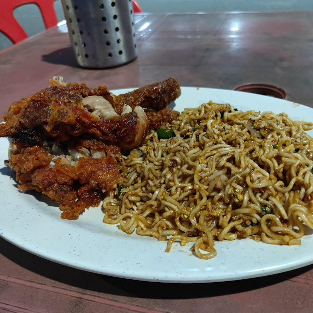 Maggie Goreng Ayam