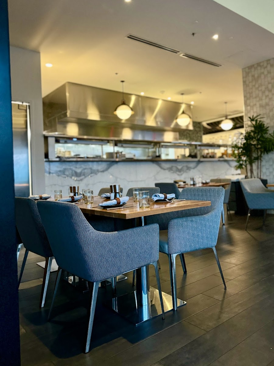 Julian Restaurant - Photo 6