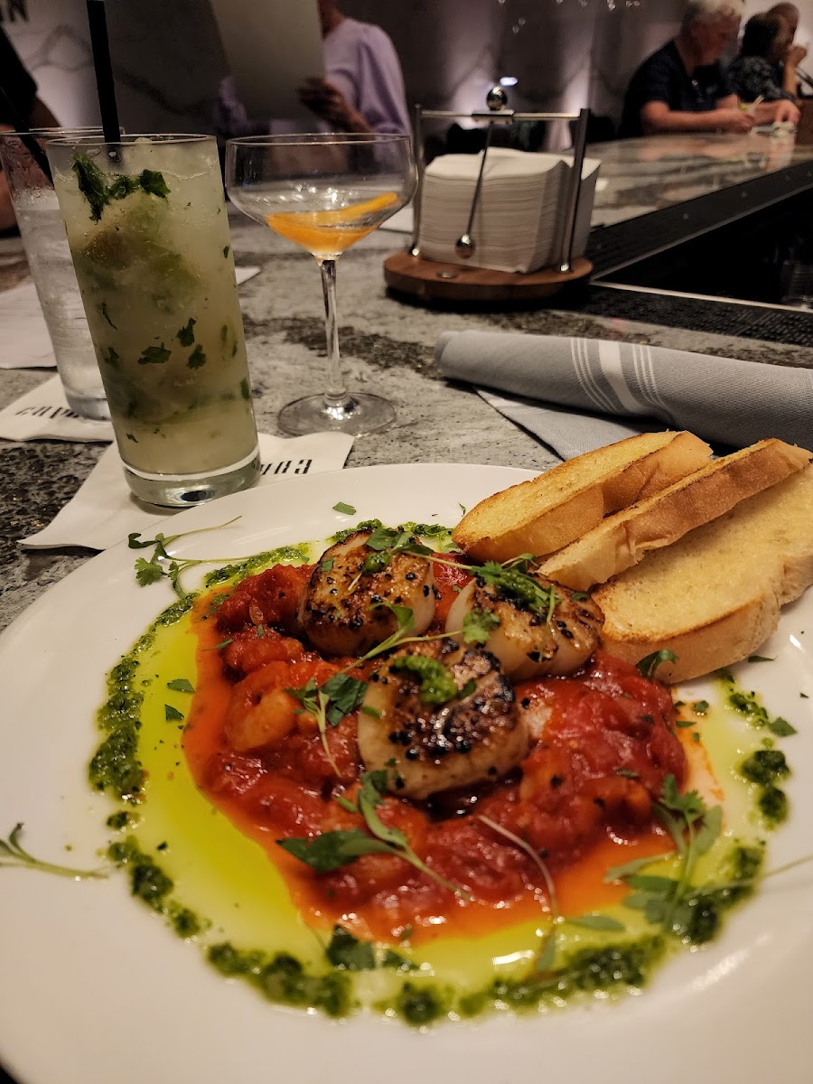 Julian Restaurant - Photo 7
