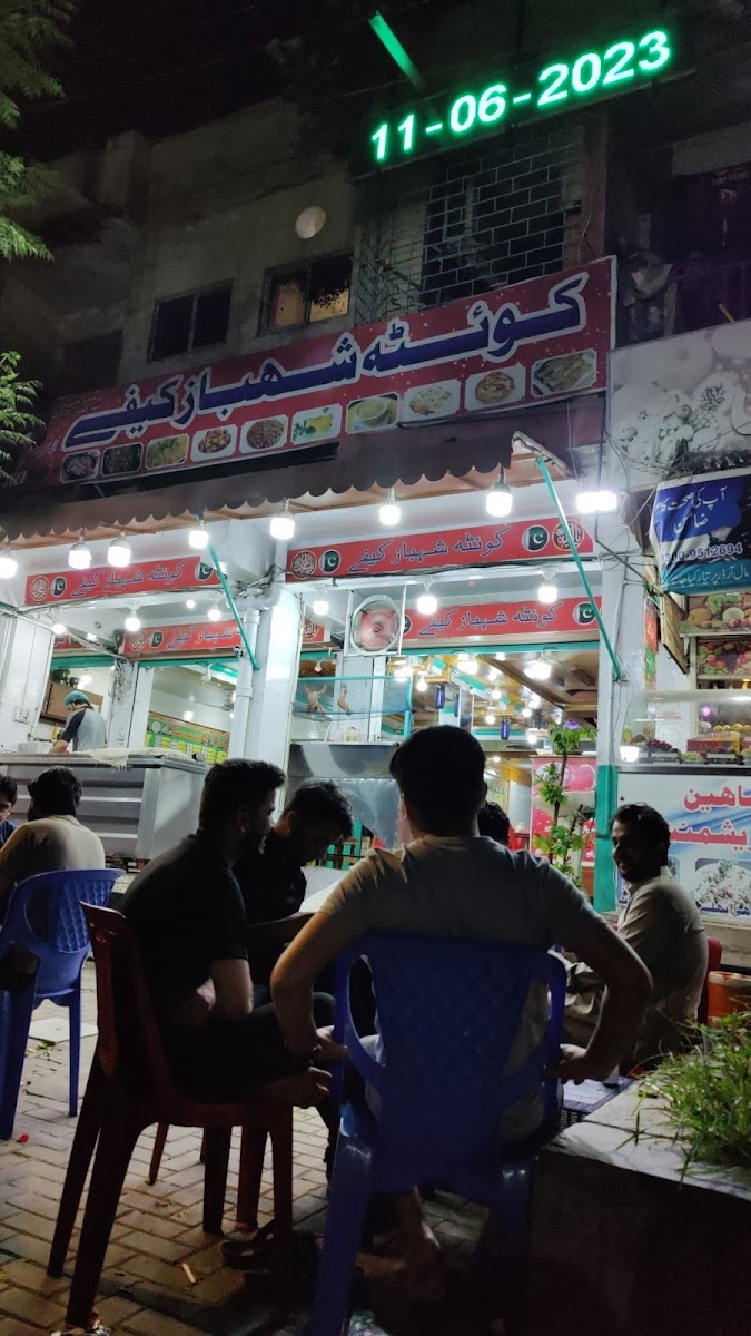 Quetta Shehbaz Cafe - Photo 3