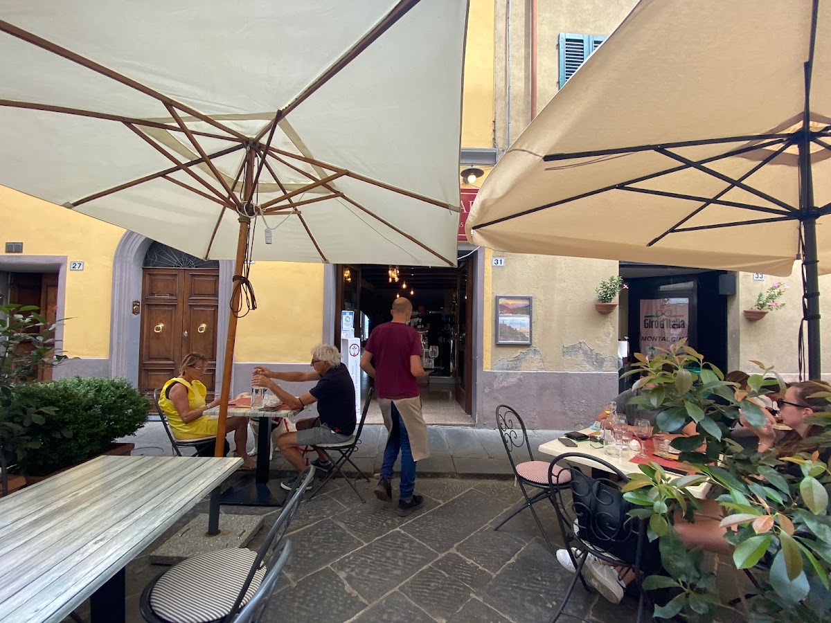 Belvedere Bar - Photo 4