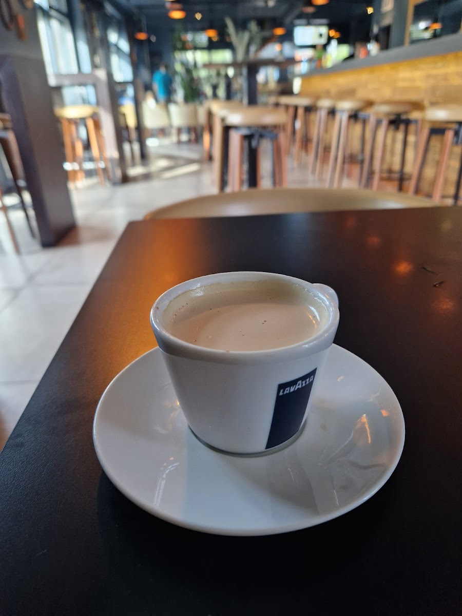 Mcafe bar - Photo 7