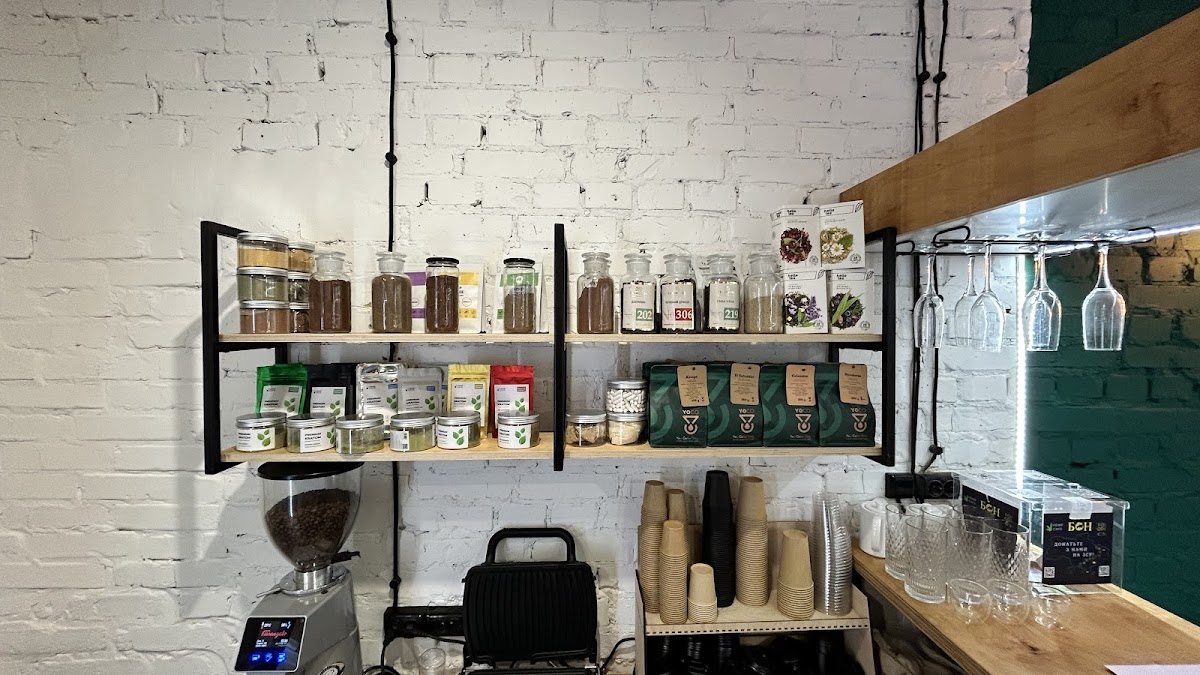 Hemp Cafe - Photo 9