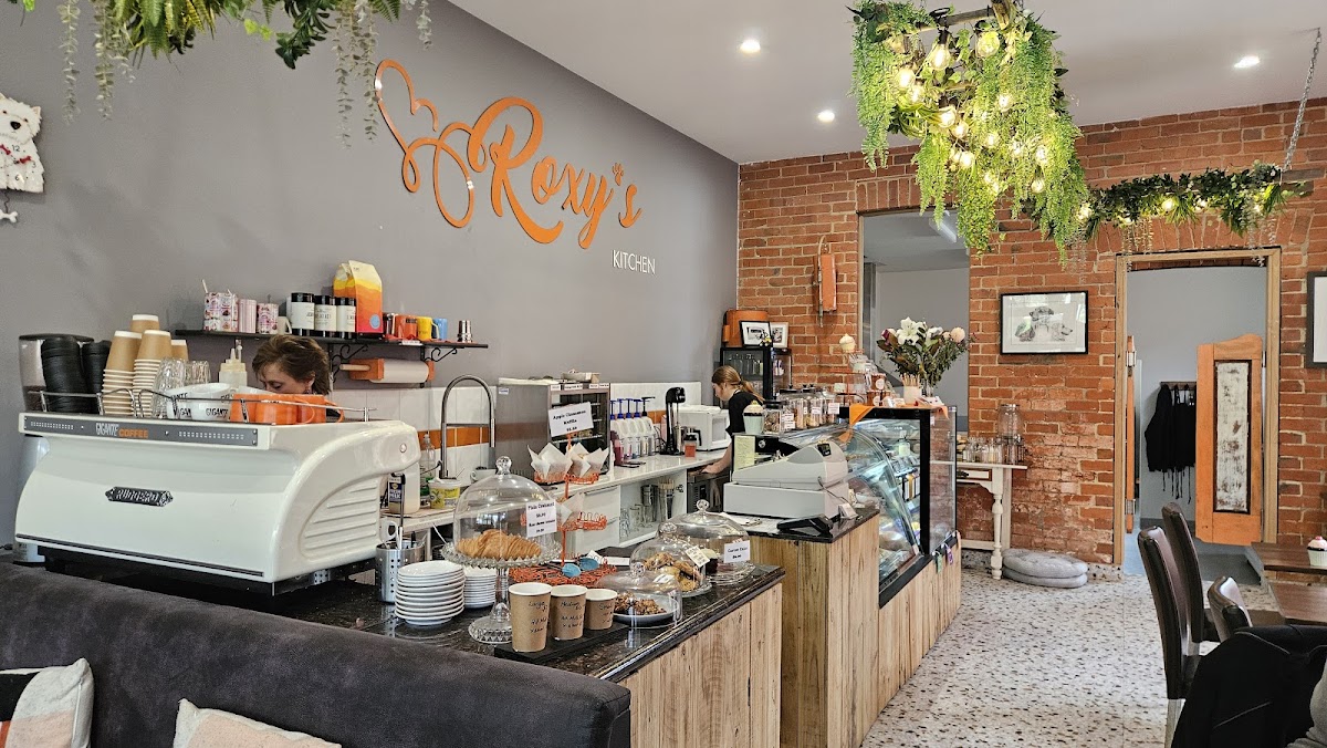 Roxy’s Kitchen - Photo 6